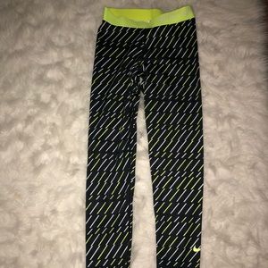 Nike pro dry fit leggings